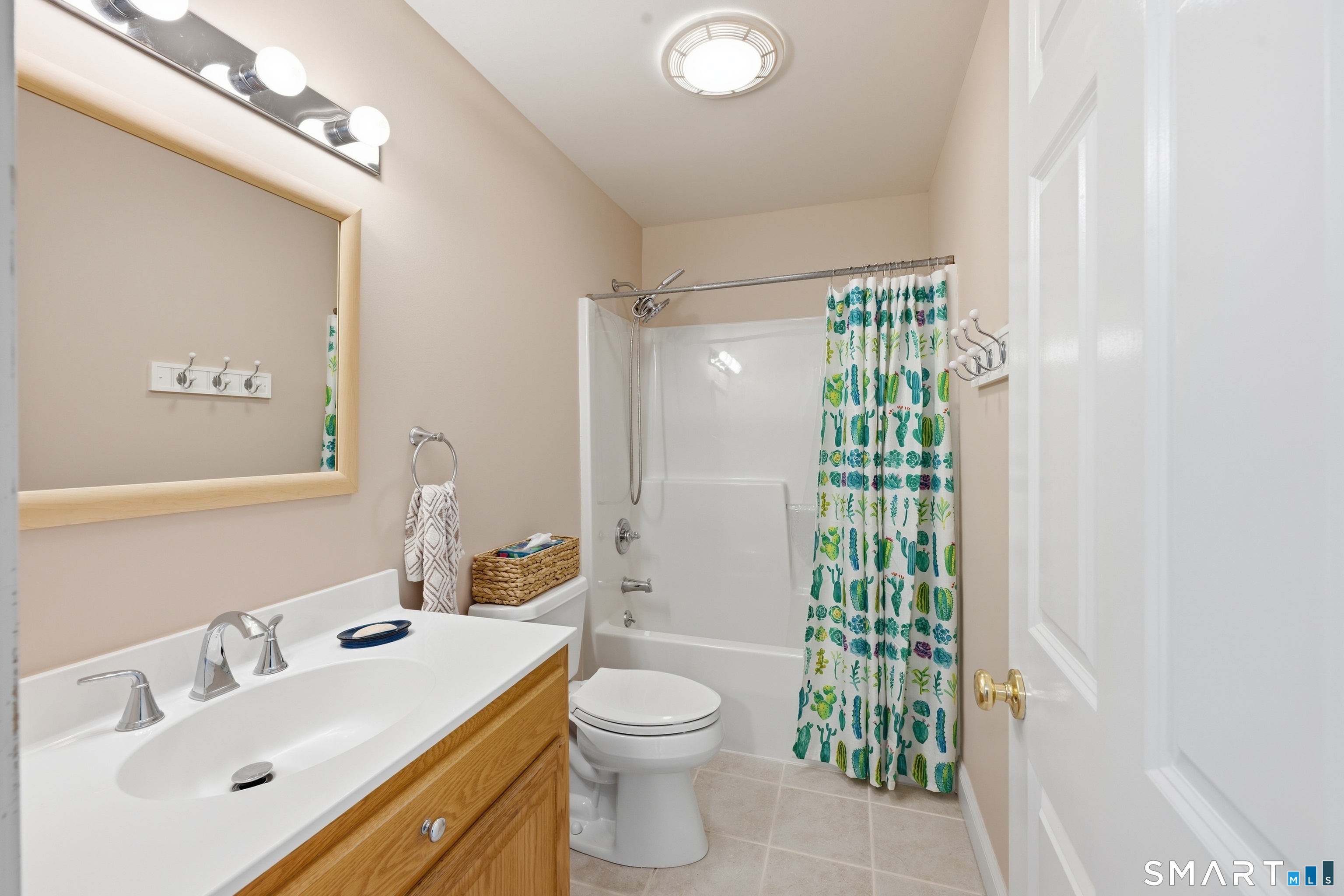 5 Arrowhead Road Trumbull CT 06611