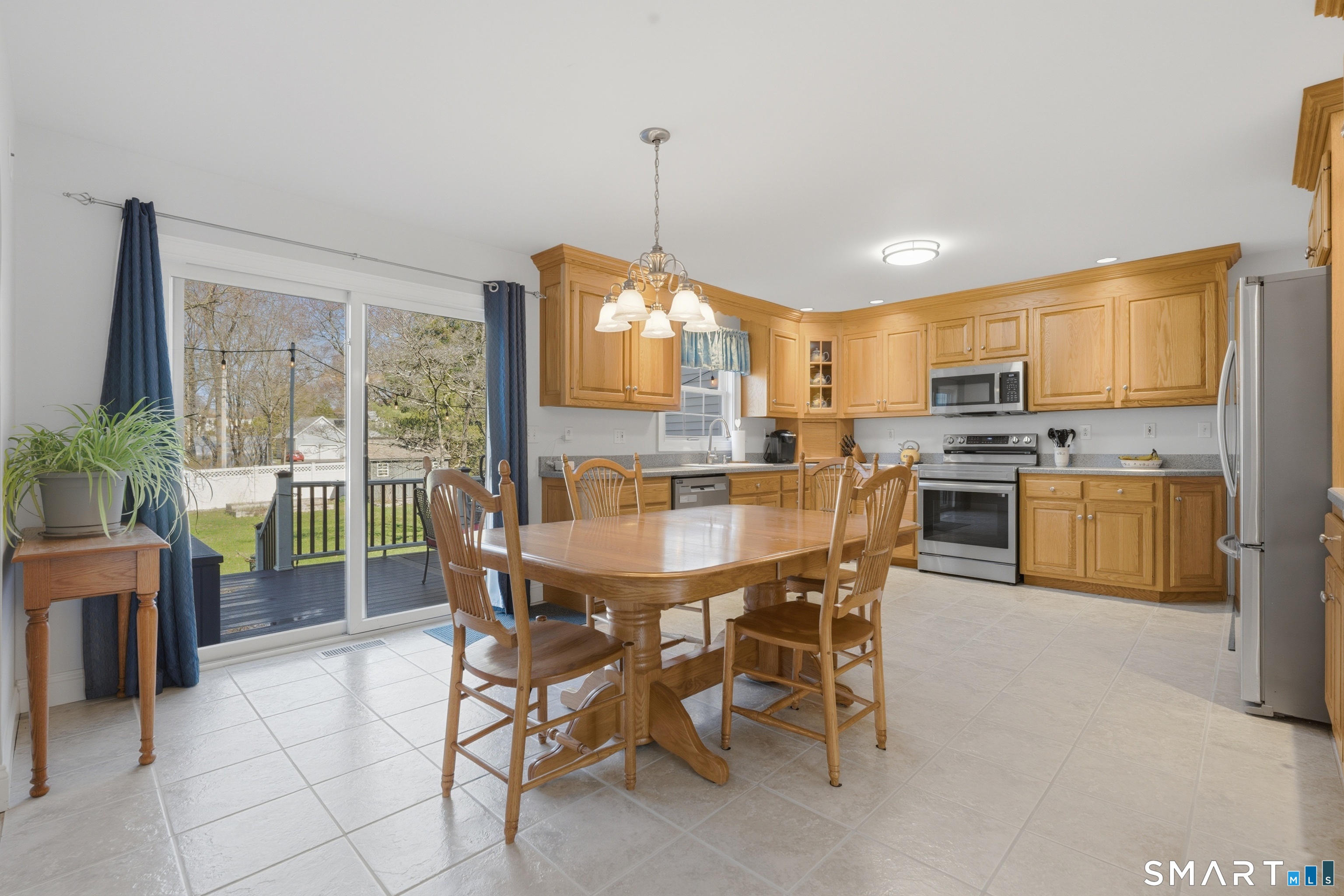 5 Arrowhead Road Trumbull CT 06611