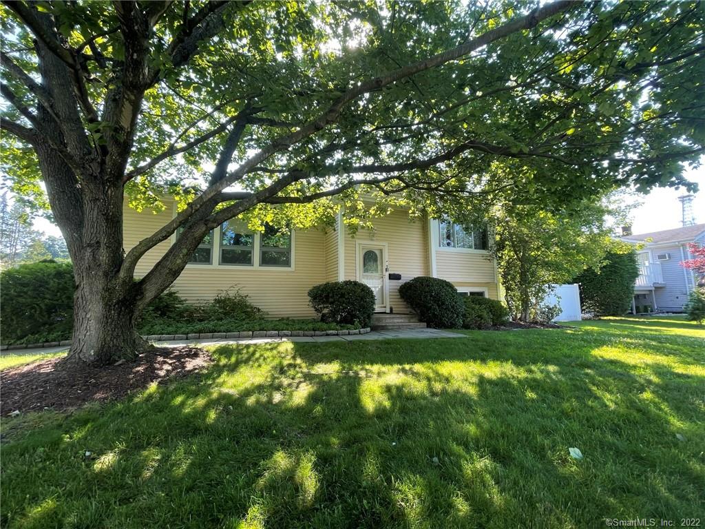 8 Surrey Drive Norwalk CT 06851