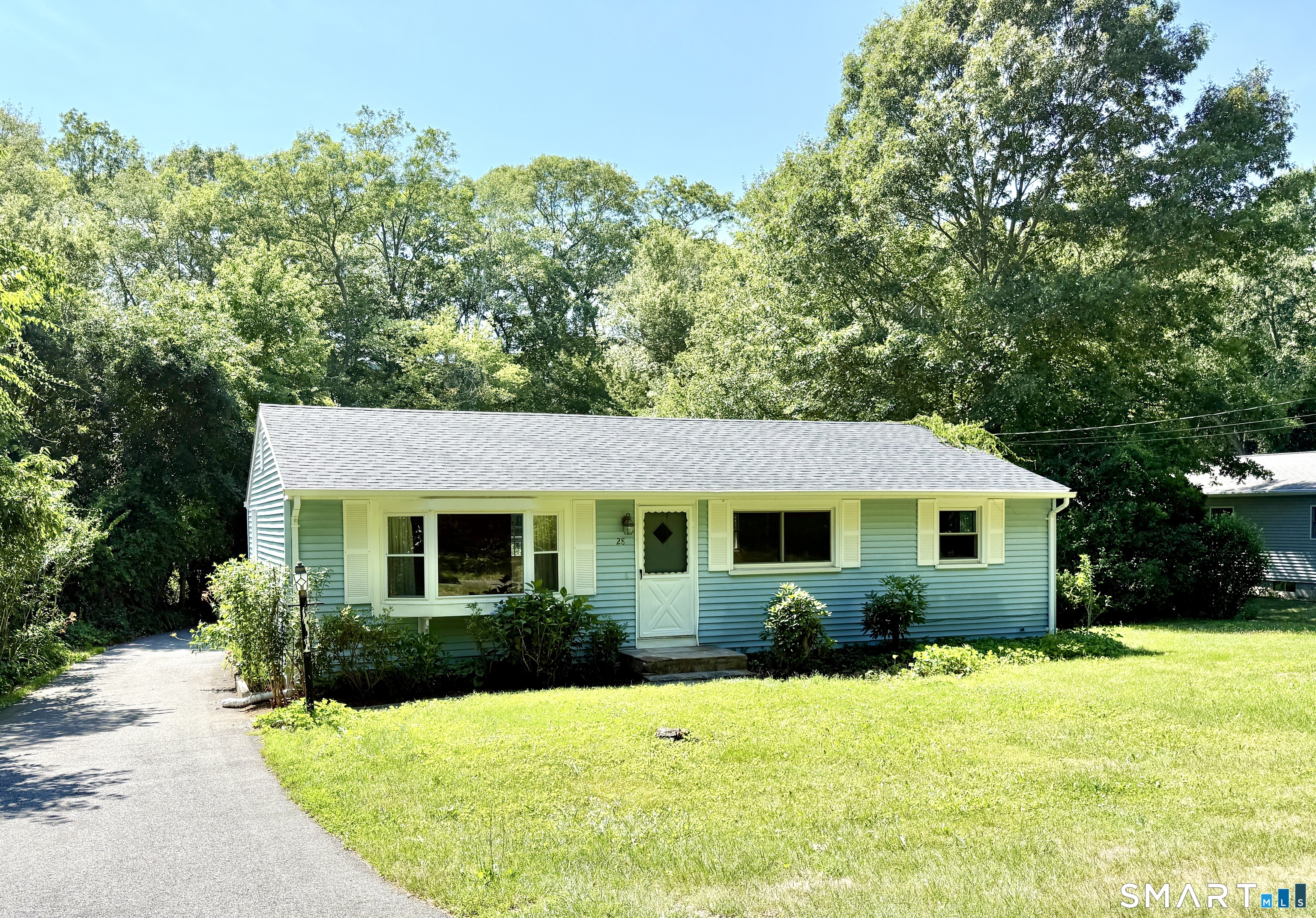 28 N Bride Brook Road East Lyme CT 06357