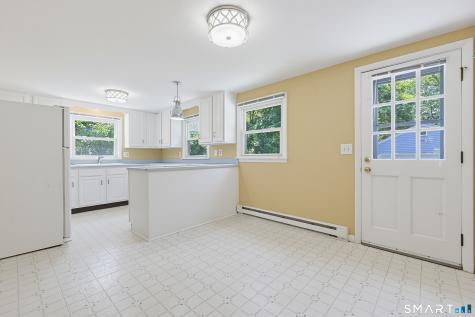 28 N Bride Brook Road East Lyme CT 06357