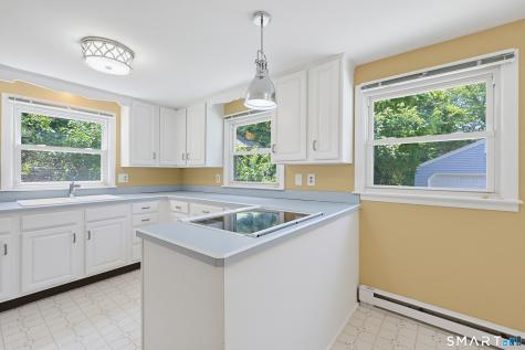 28 N Bride Brook Road East Lyme CT 06357