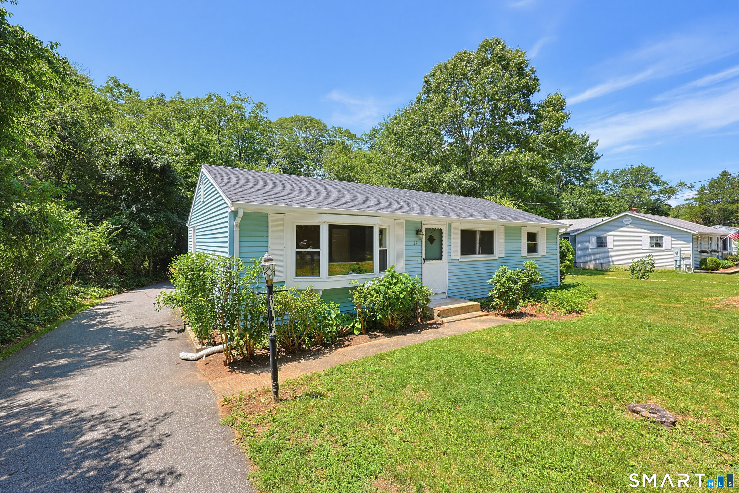28 N Bride Brook Road East Lyme CT 06357