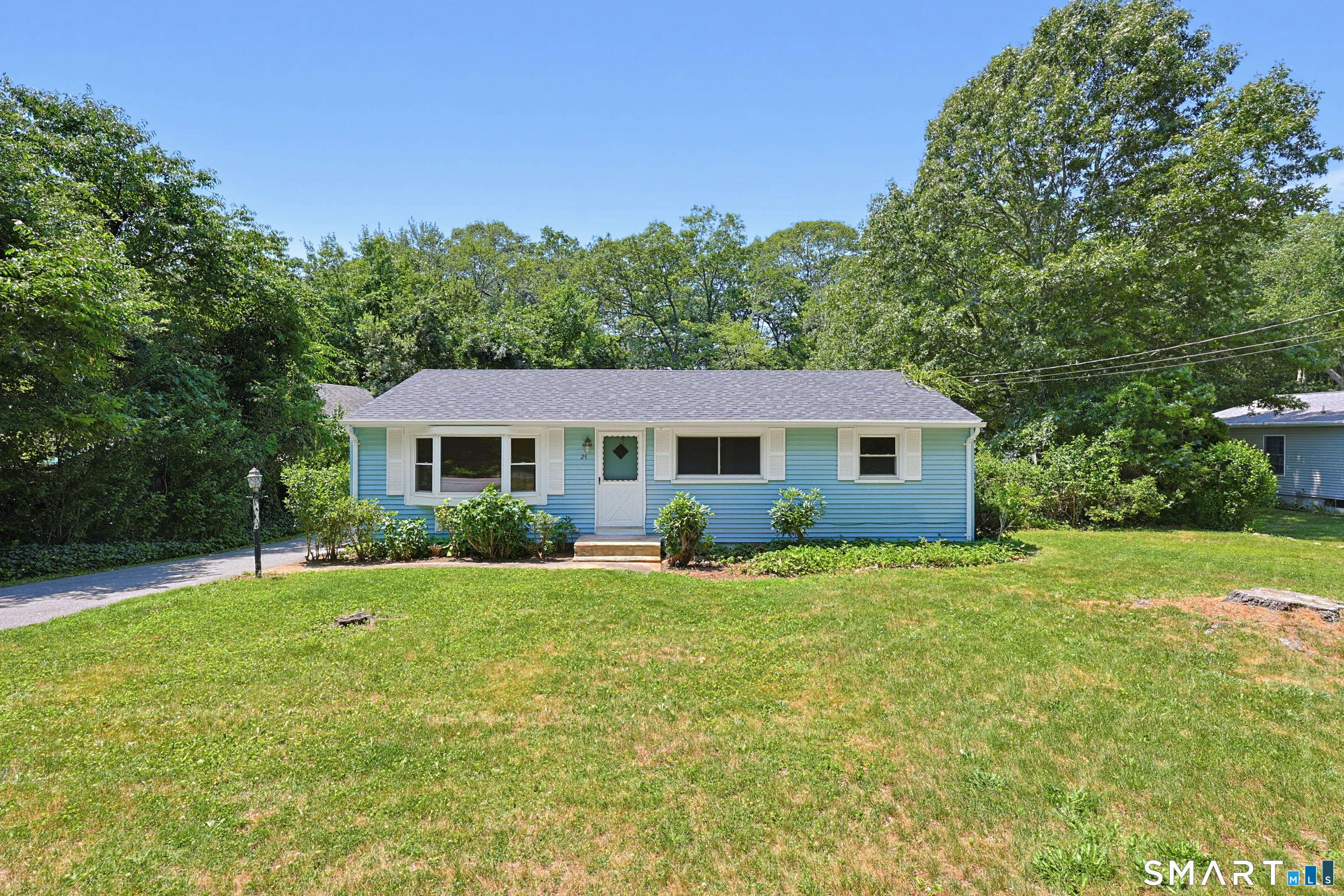 28 N Bride Brook Road East Lyme CT 06357