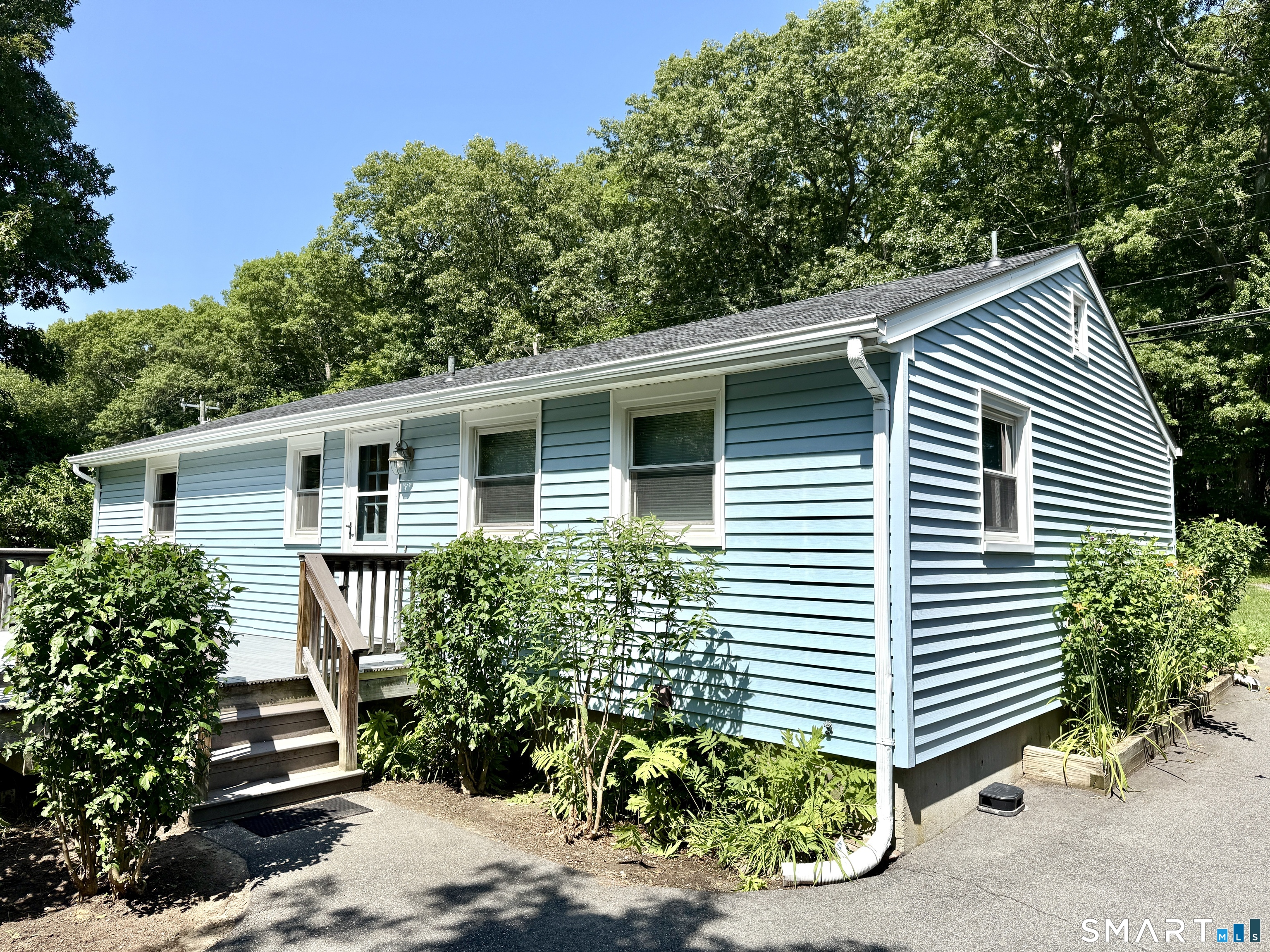 28 N Bride Brook Road East Lyme CT 06357