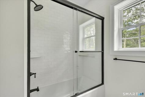 20 Hunting Ridge Road Middlebury CT 06762