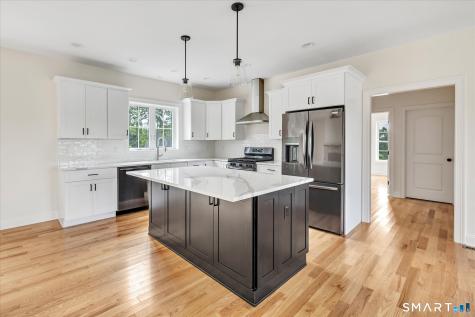 20 Hunting Ridge Road Middlebury CT 06762
