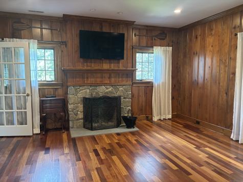 7 Taunton Lane Newtown CT 06470