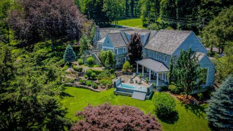 7 Taunton Lane Newtown CT 06470