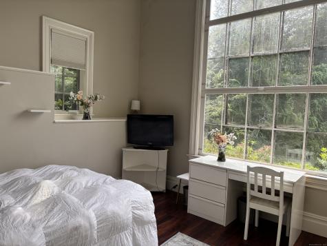 7 Taunton Lane Newtown CT 06470