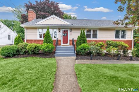 240 Blackhouse Road Trumbull CT 06611
