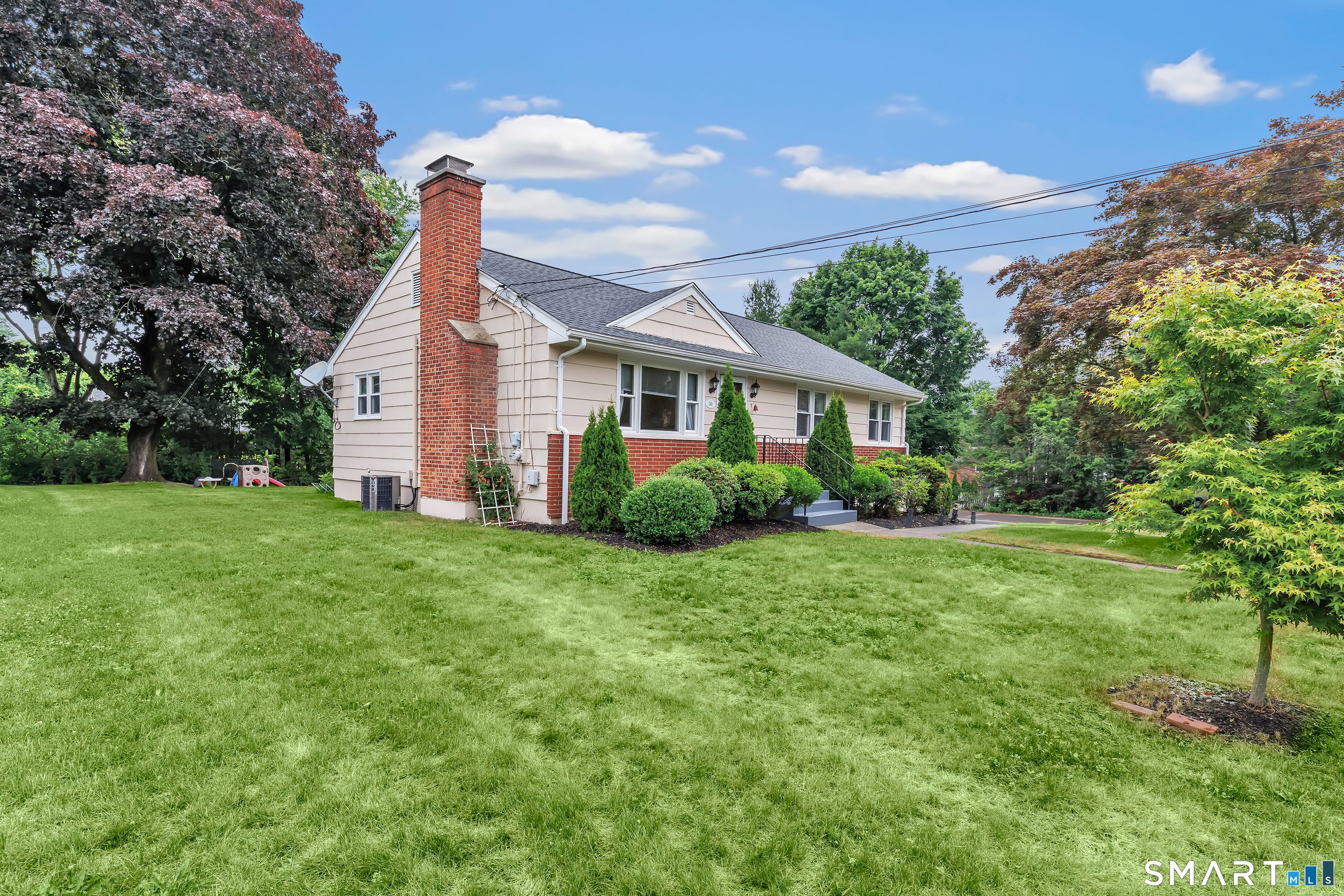 240 Blackhouse Road Trumbull CT 06611