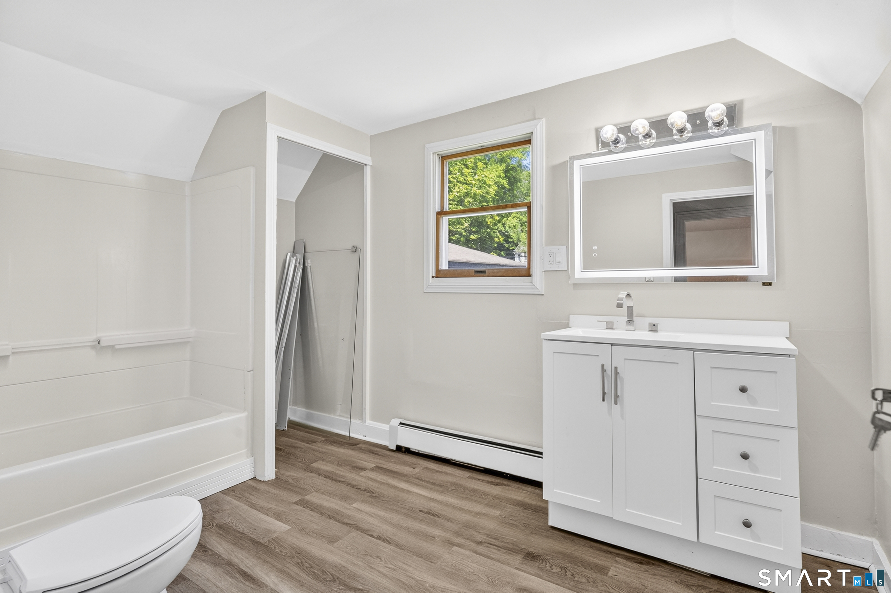 118 Asylum Street Norwich CT 06360