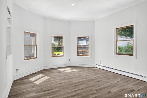 118 Asylum Street Norwich CT 06360