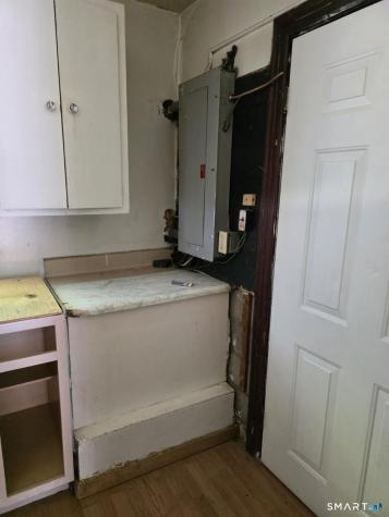12 Woodlawn Avenue Waterford CT 06385