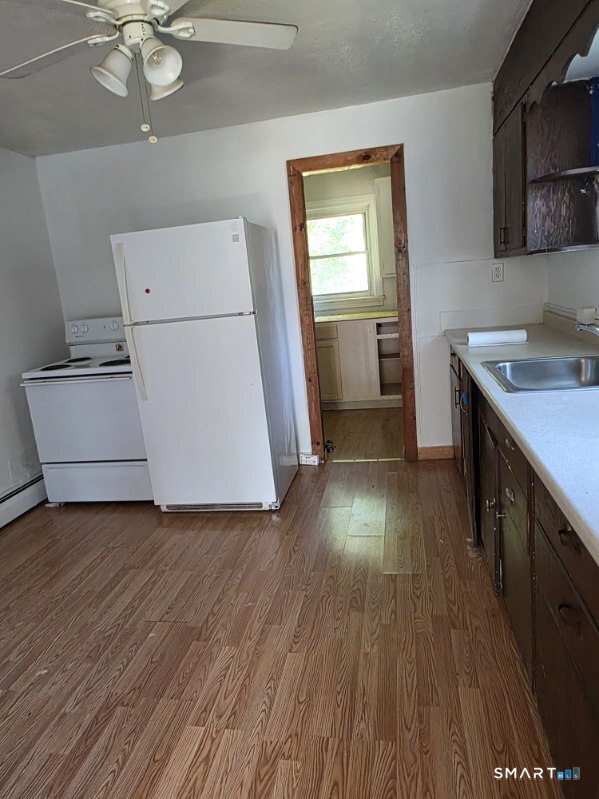 12 Woodlawn Avenue Waterford CT 06385