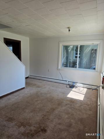 12 Woodlawn Avenue Waterford CT 06385