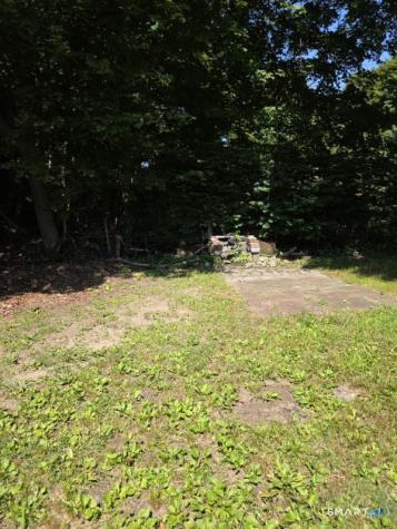 12 Woodlawn Avenue Waterford CT 06385