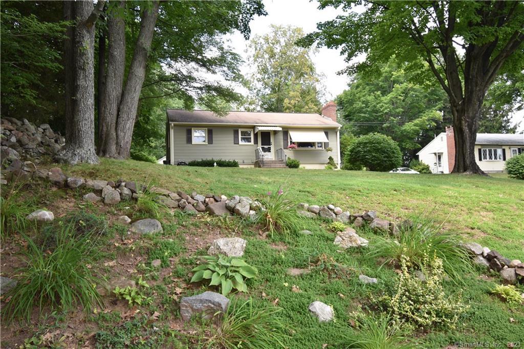 13 Knox Place Bristol CT 06010