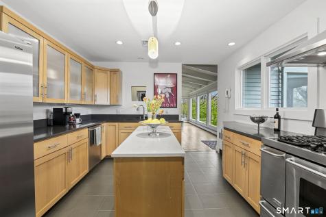 185 Valley Road Greenwich CT 06807