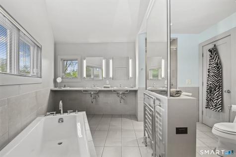 185 Valley Road Greenwich CT 06807