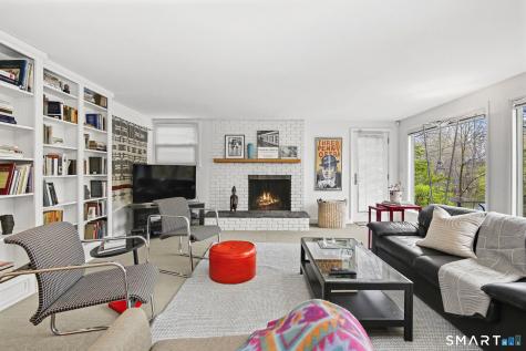 185 Valley Road Greenwich CT 06807