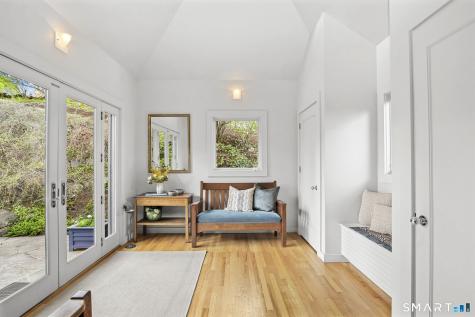 185 Valley Road Greenwich CT 06807