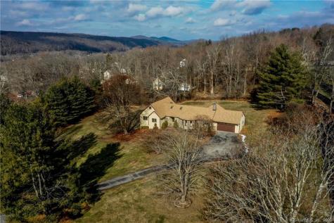 4 Meadowview Drive Brookfield CT 06804