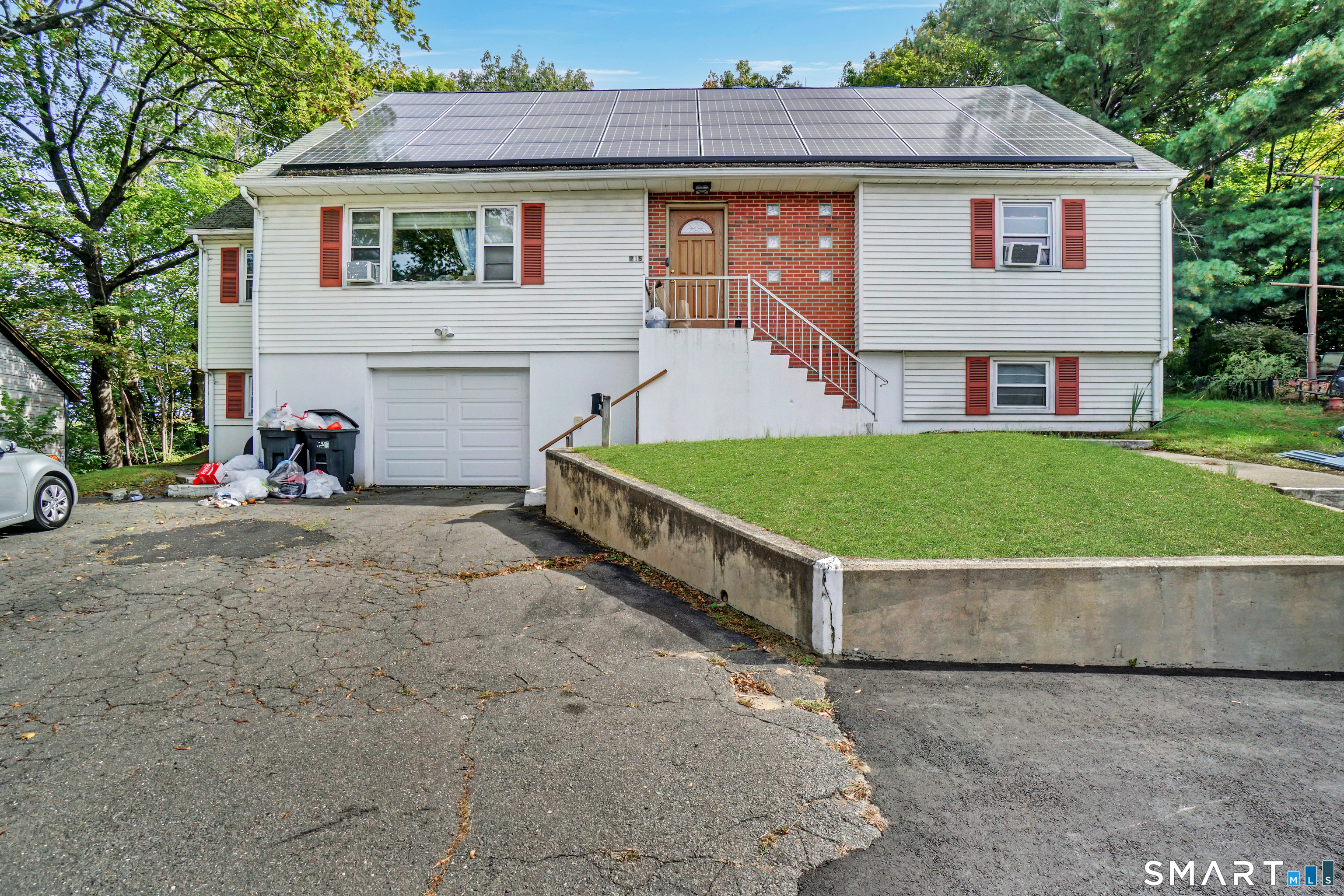 215 Hawkins Street Derby CT 06418