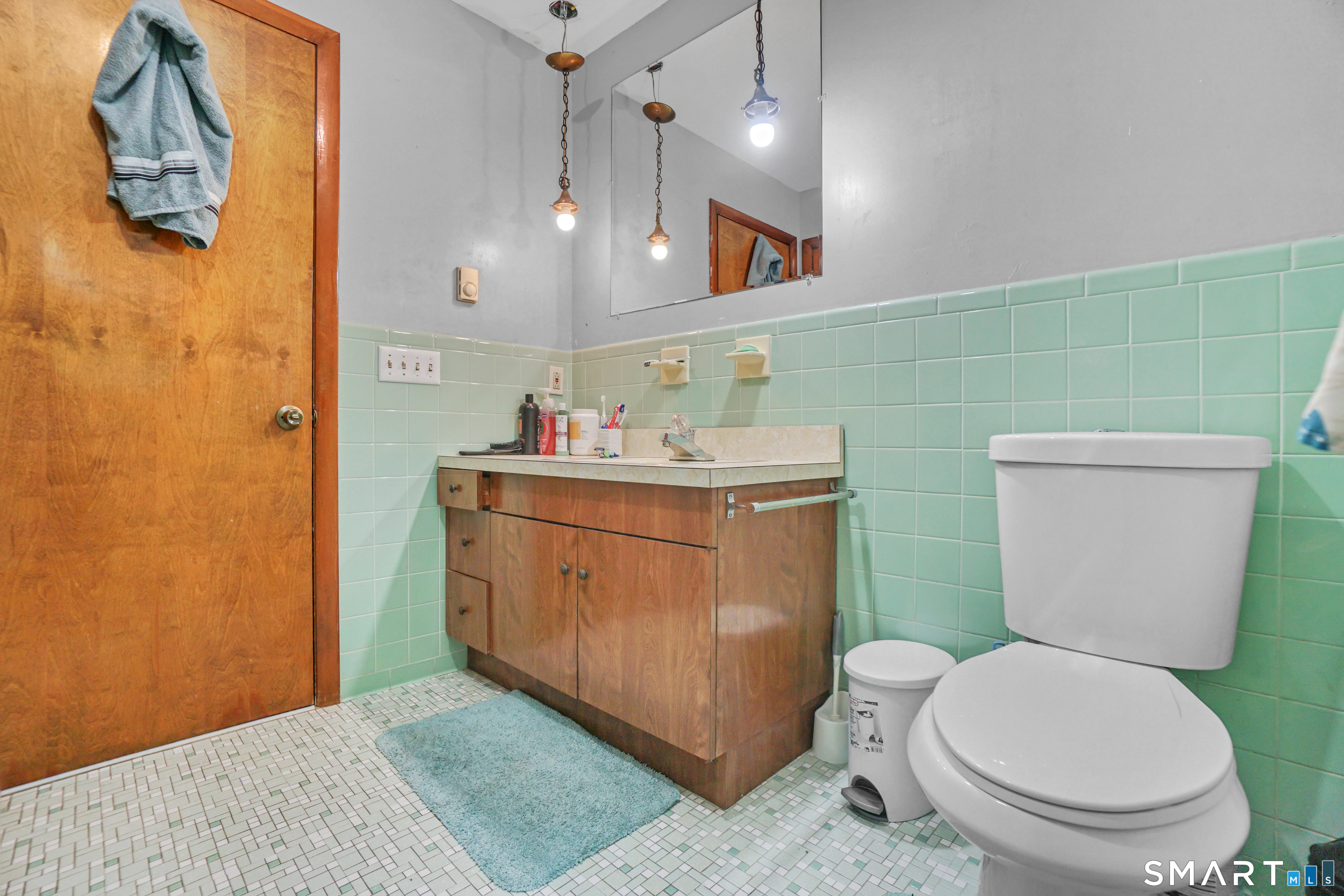 215 Hawkins Street Derby CT 06418