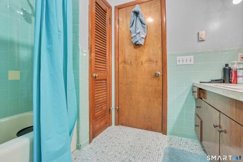 215 Hawkins Street Derby CT 06418
