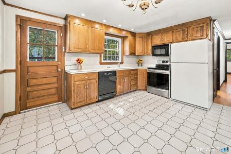 252 Twin Hills Drive Coventry CT 06238