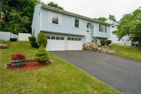 27 Danna Marie Drive Waterbury CT 06708