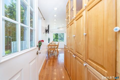 2 Barn Hill Road Bloomfield CT 06002