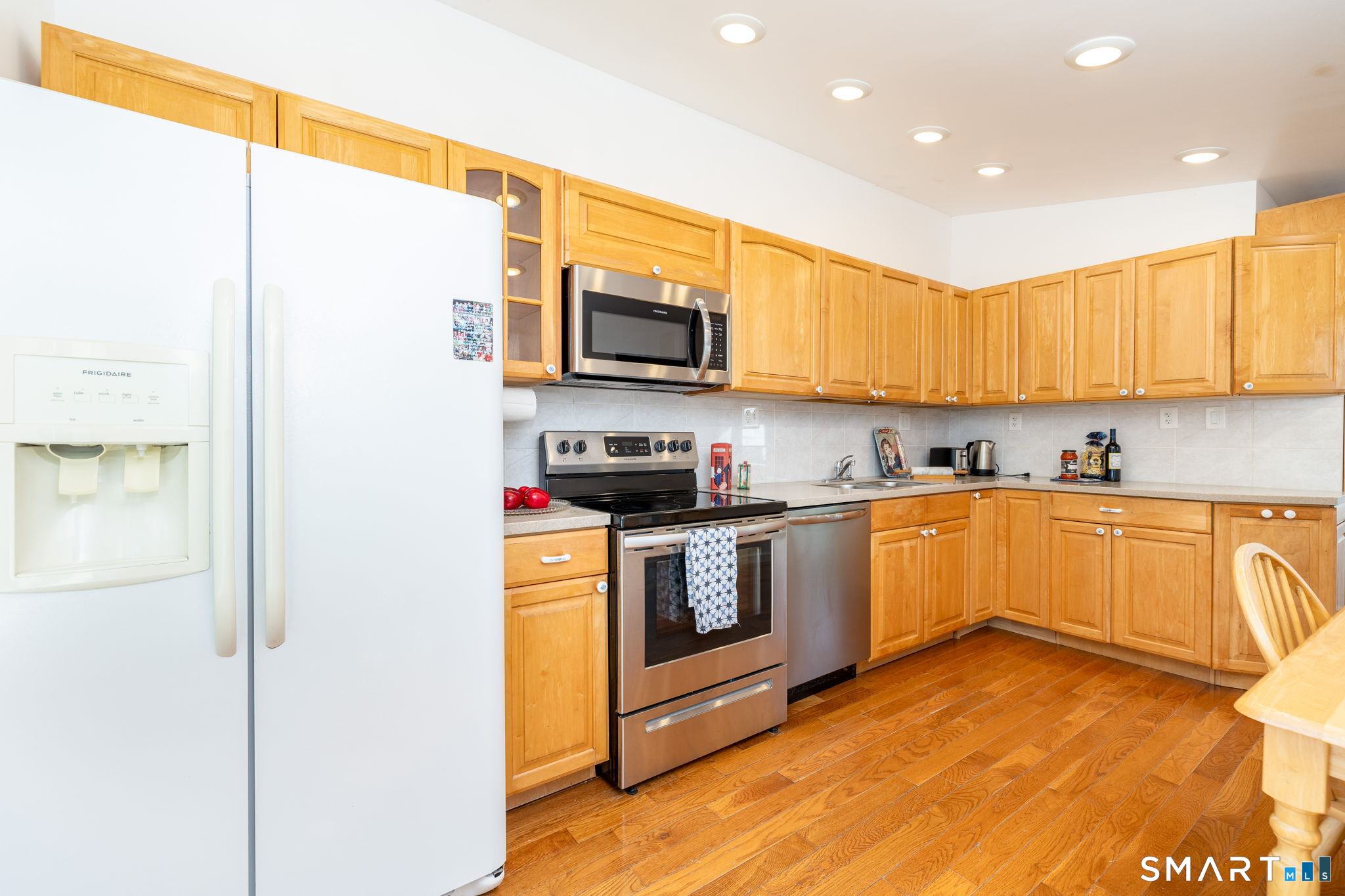 2 Barn Hill Road Bloomfield CT 06002