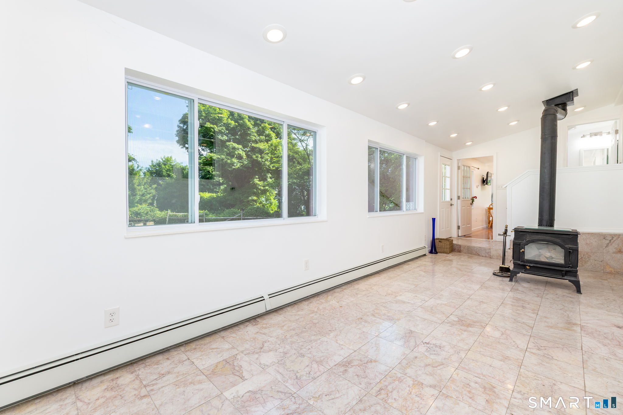 2 Barn Hill Road Bloomfield CT 06002