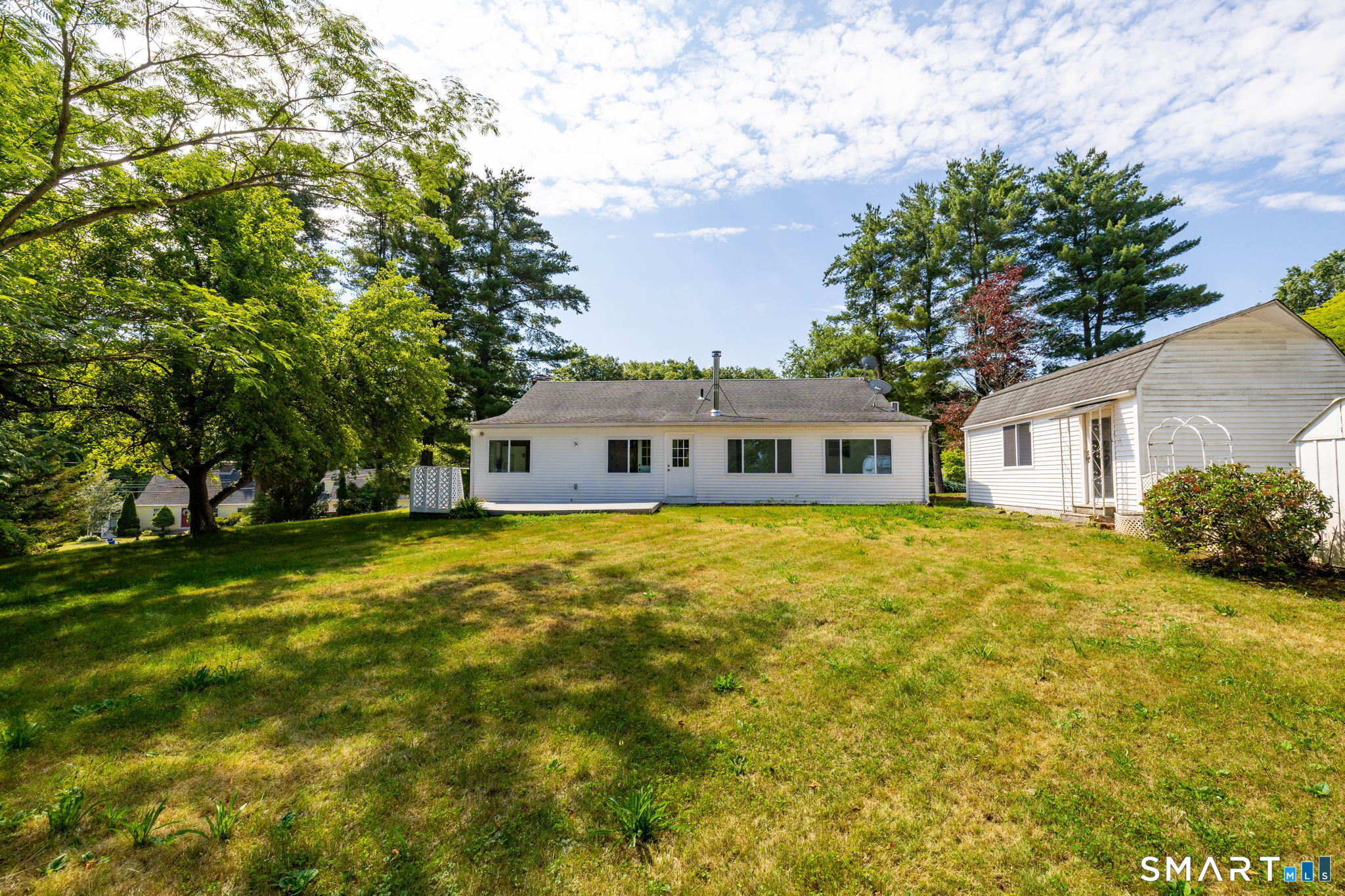 2 Barn Hill Road Bloomfield CT 06002