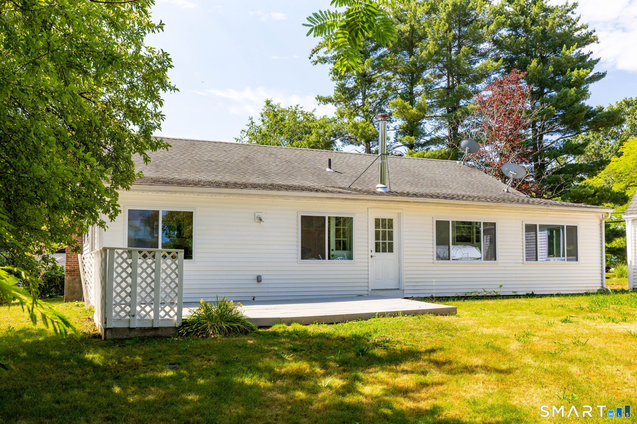 2 Barn Hill Road Bloomfield CT 06002