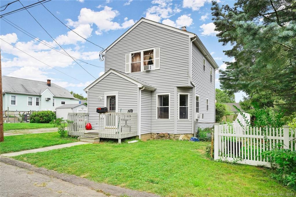 32 Cambridge Avenue Milford CT 06460