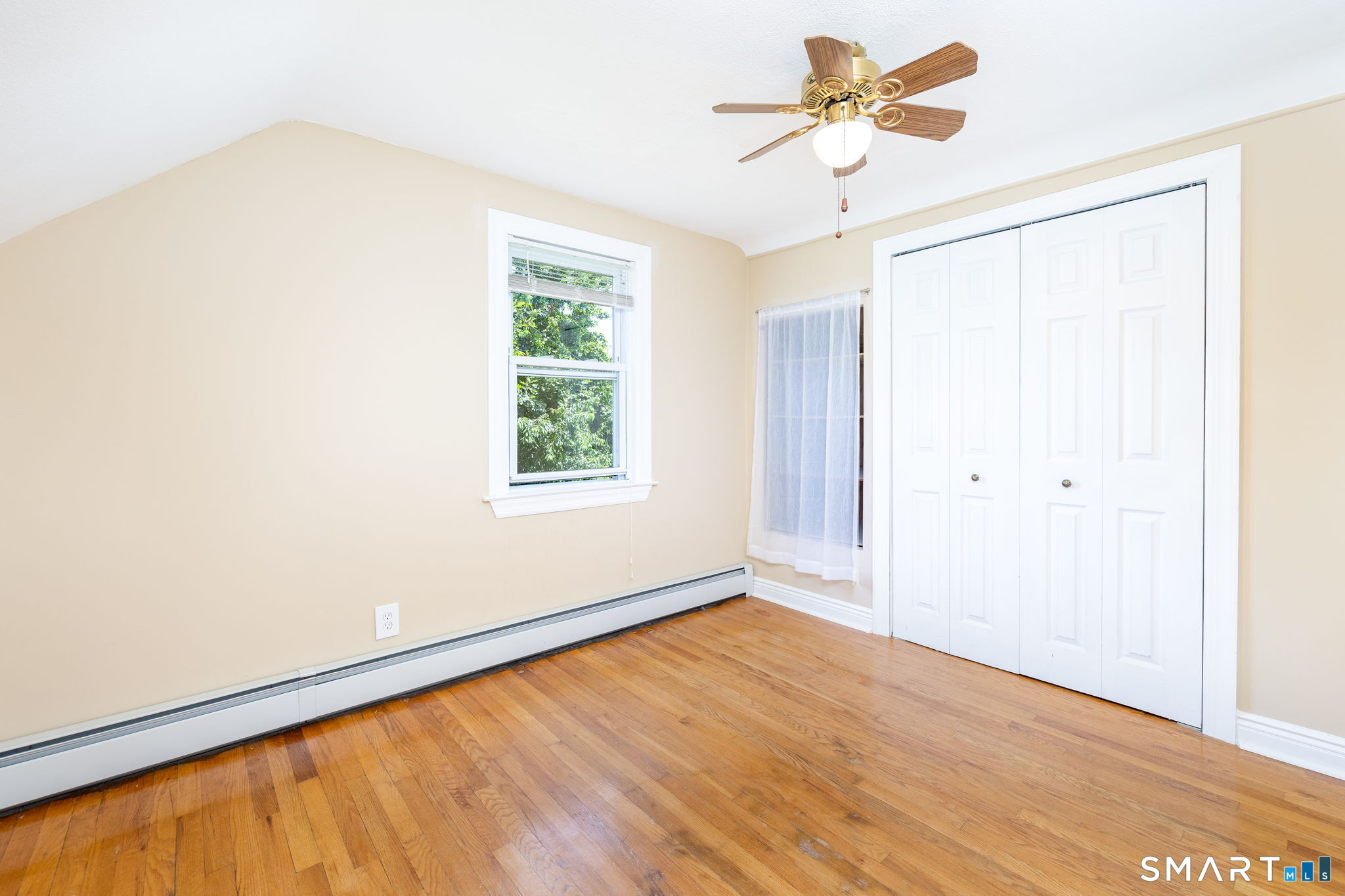 404 Soundview Avenue Bridgeport CT 06606