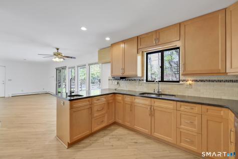 18 Ledgewood Road Redding CT 06896