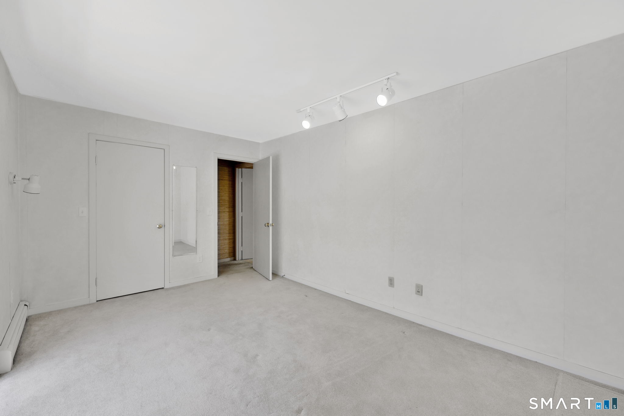 18 Ledgewood Road Redding CT 06896
