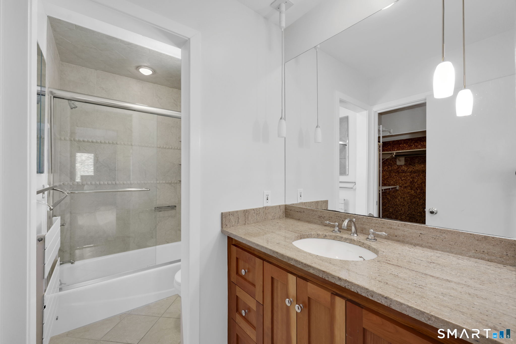 18 Ledgewood Road Redding CT 06896