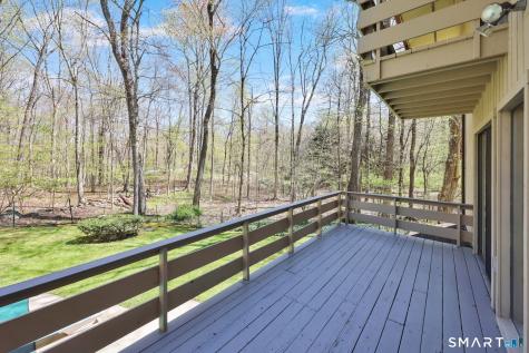 18 Ledgewood Road Redding CT 06896