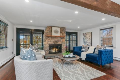 351 Hillside Road Fairfield CT 06824