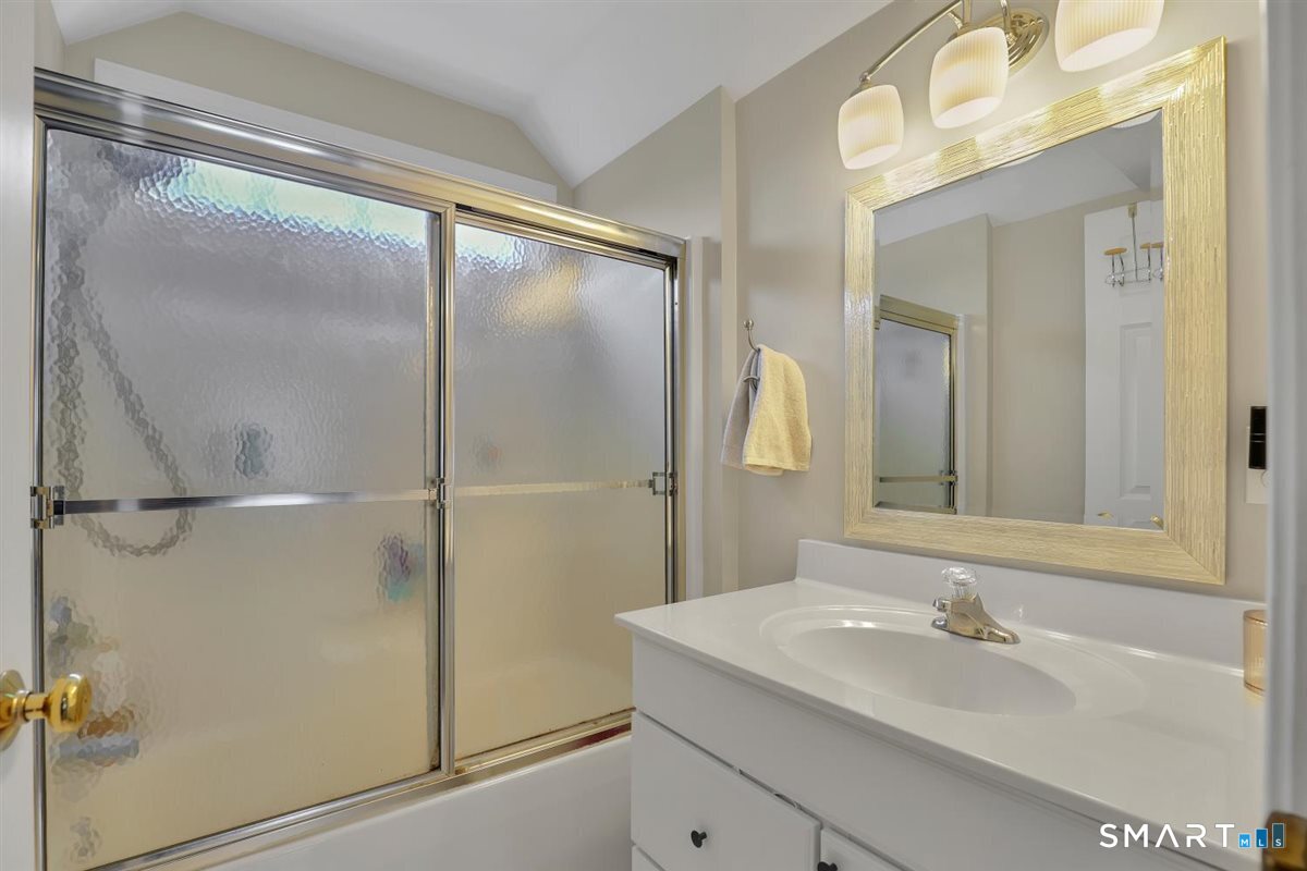 230 Farm Hill Road Middletown CT 06457