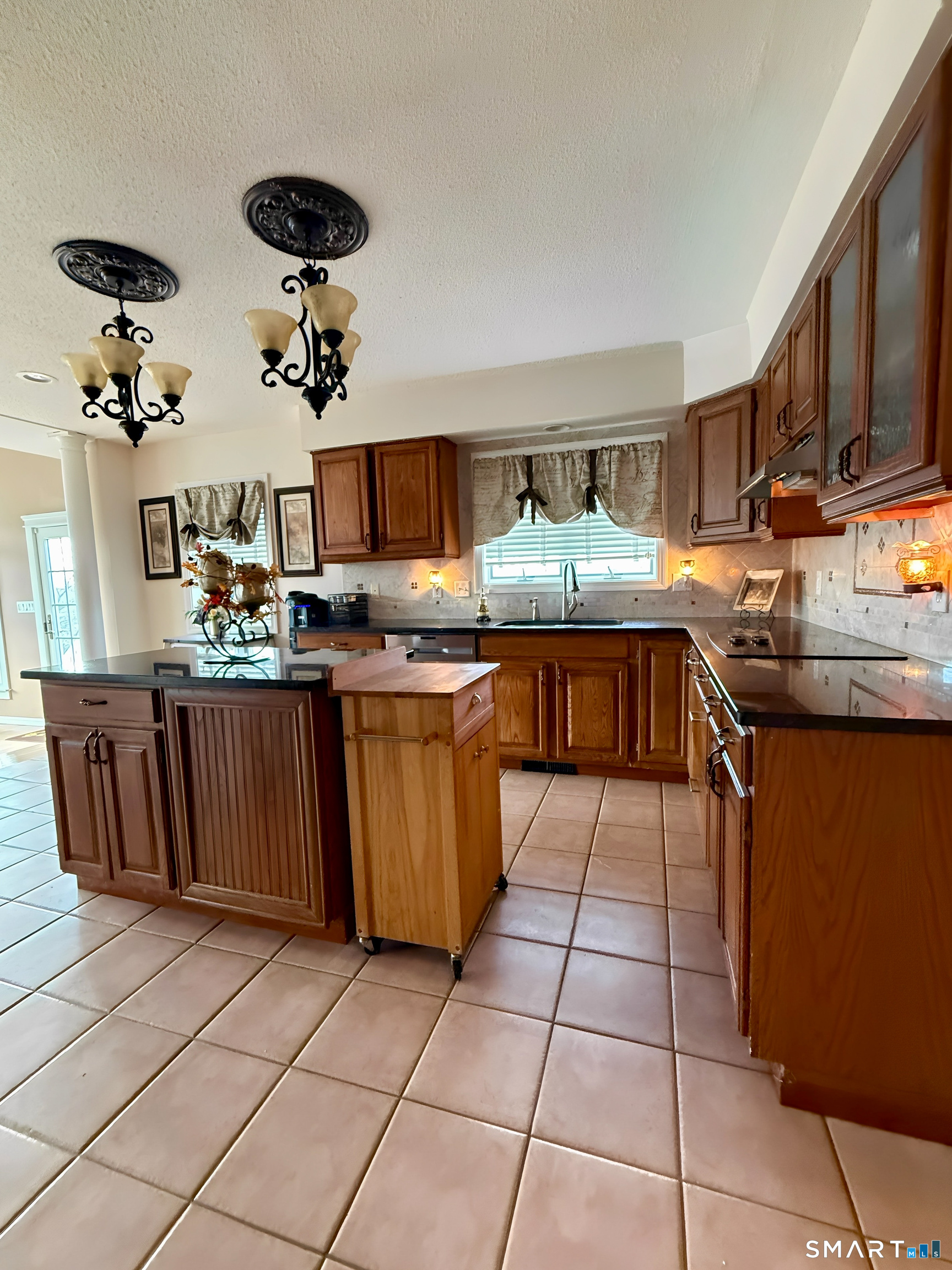 8 Whispering Pines Drive Wallingford CT 06492