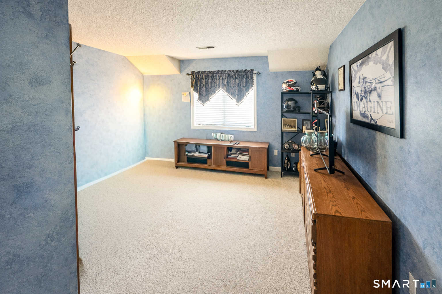 8 Whispering Pines Drive Wallingford CT 06492