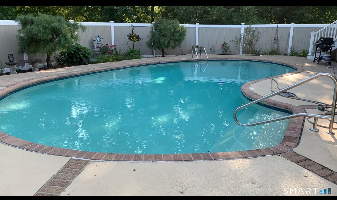 8 Whispering Pines Drive Wallingford CT 06492