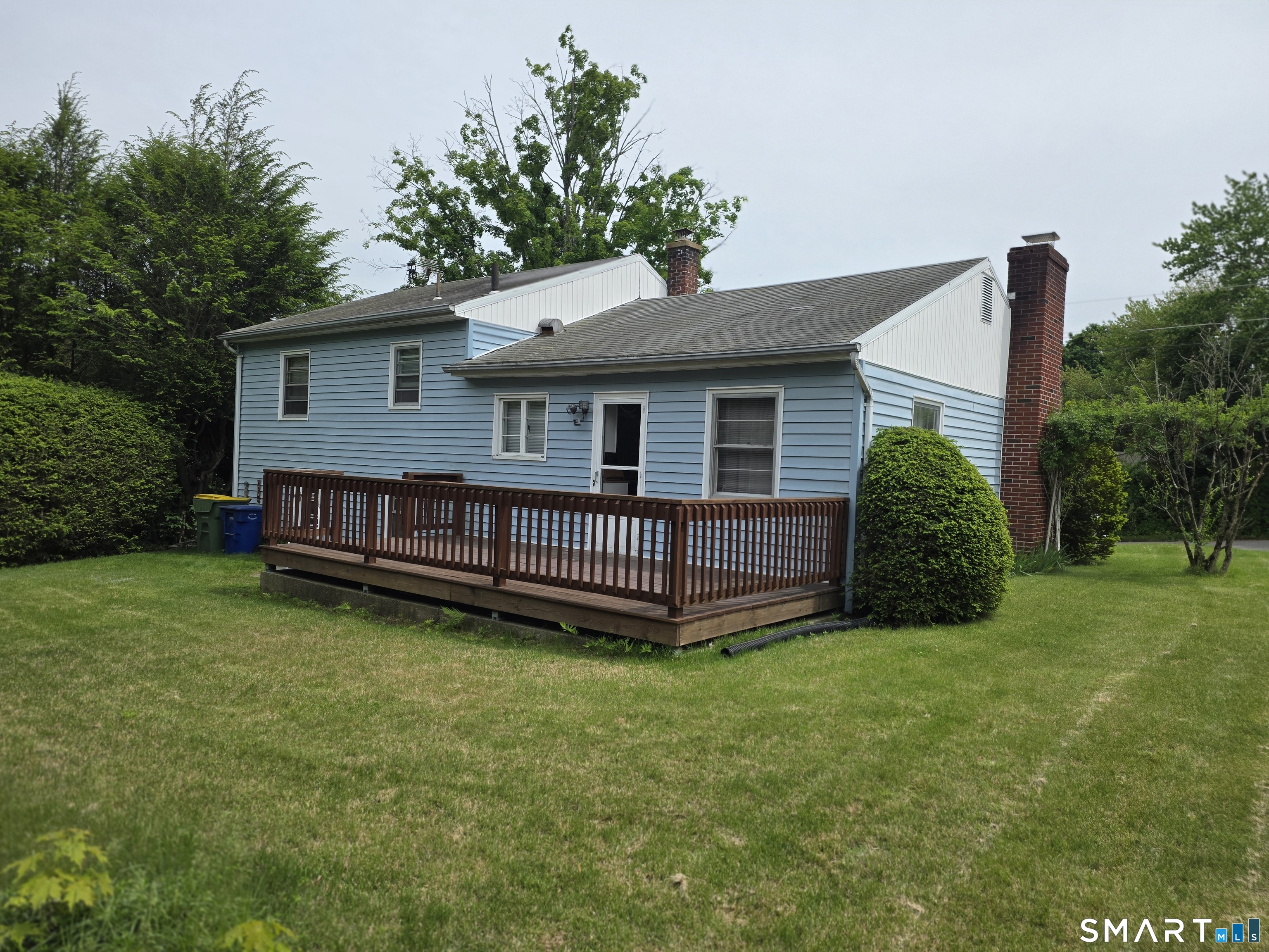 83 Sunnybrook Bend Waterbury CT 06708